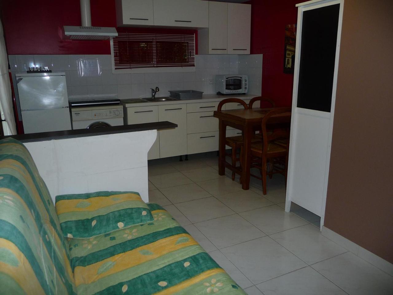 Mas Des Sentes Petit T1 Apartment Nans-les-Pins Ngoại thất bức ảnh